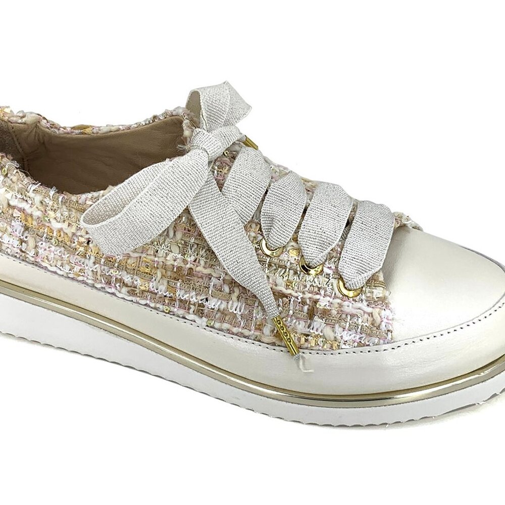 Like New Ron White Nova Boucle Sneaker